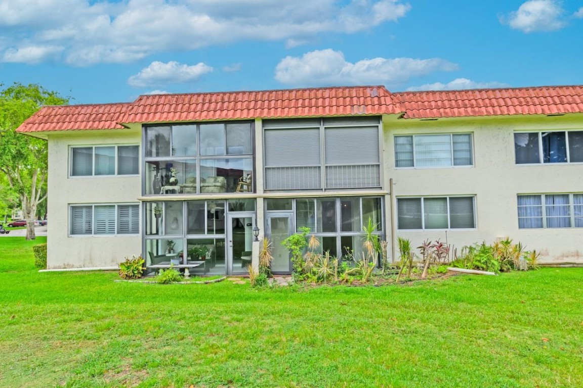 Hollybrook Golf & Tennis - Residential