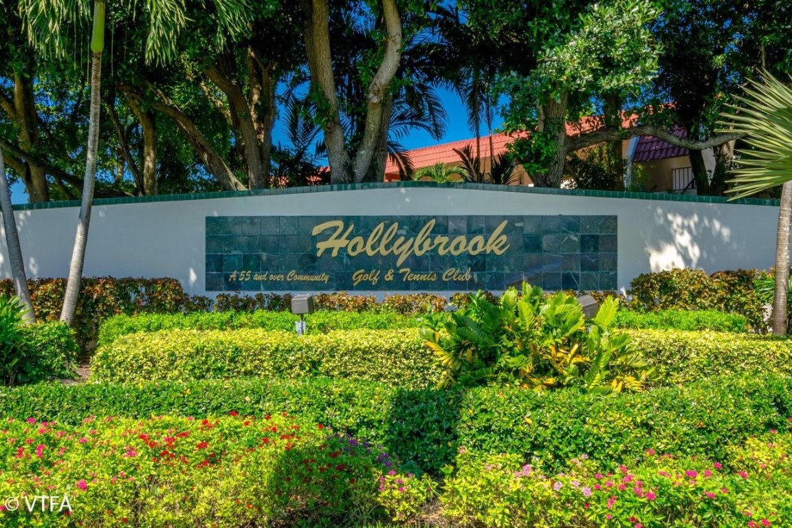 Hollybrook Golf & Tennis - Residential