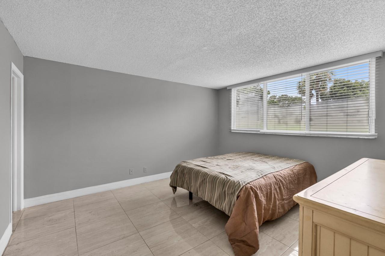 Hollybrook Golf & Tennis - Residential