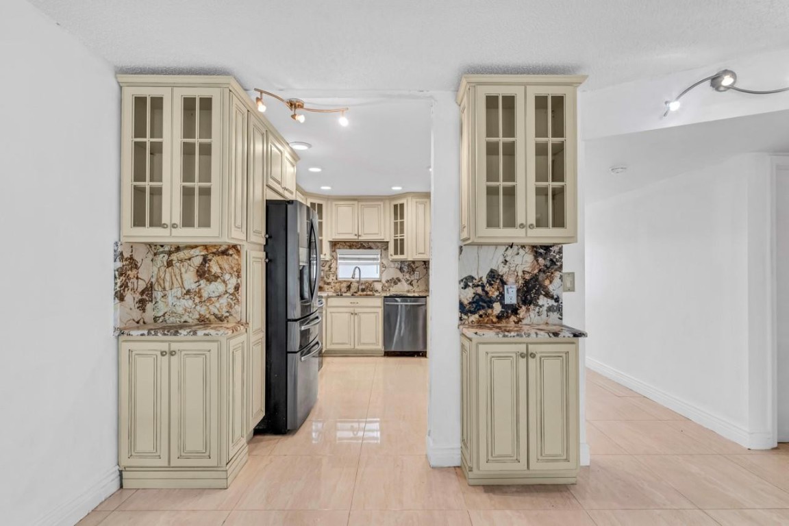 Hollybrook Golf & Tennis - Residential