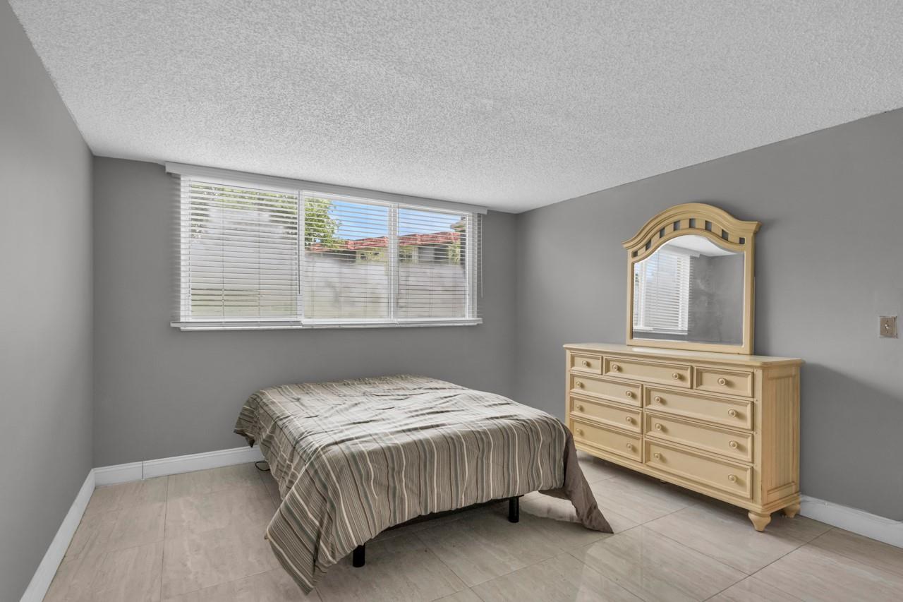 Hollybrook Golf & Tennis - Residential