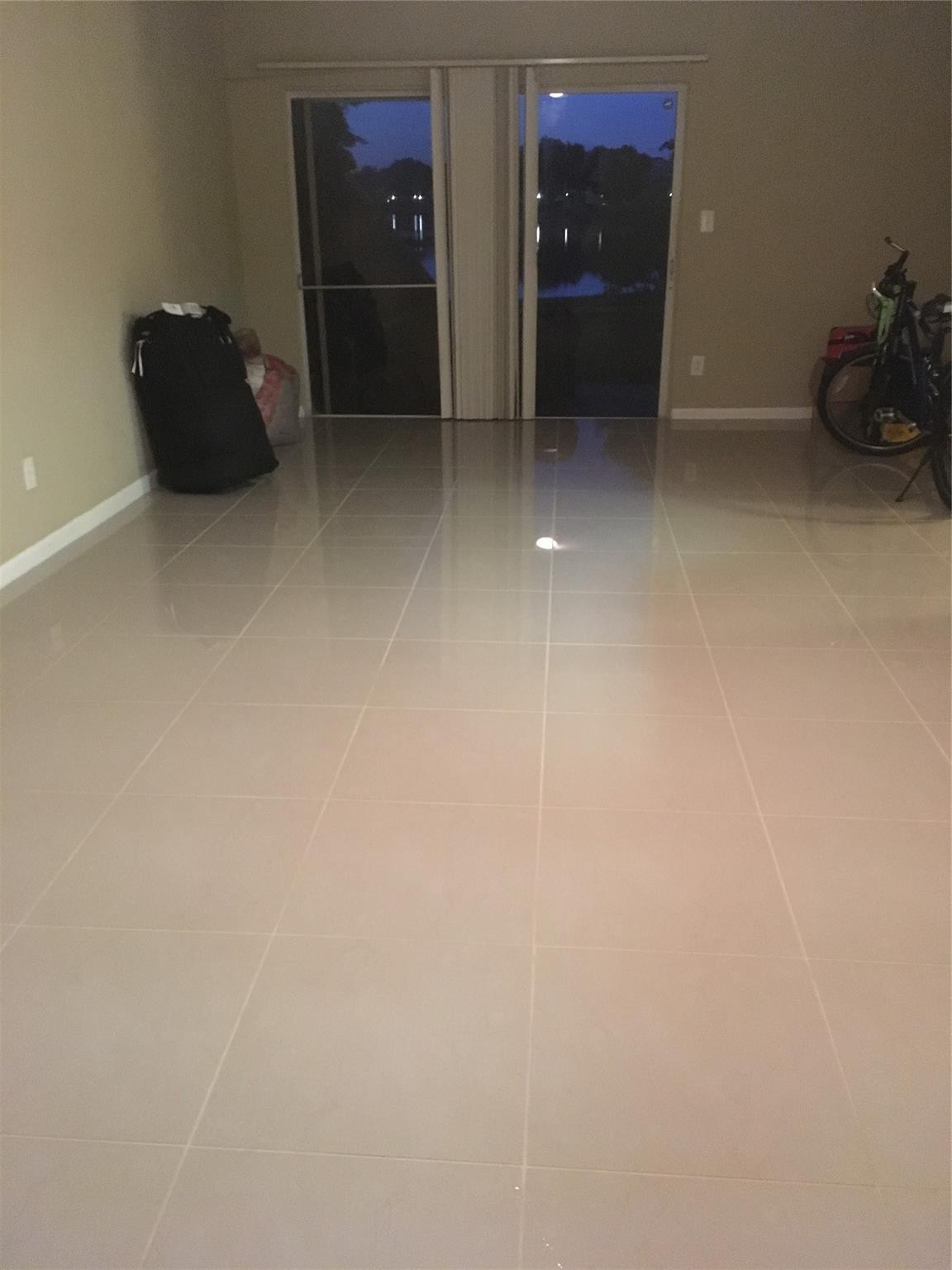 Summer Lake Condominium - Residential