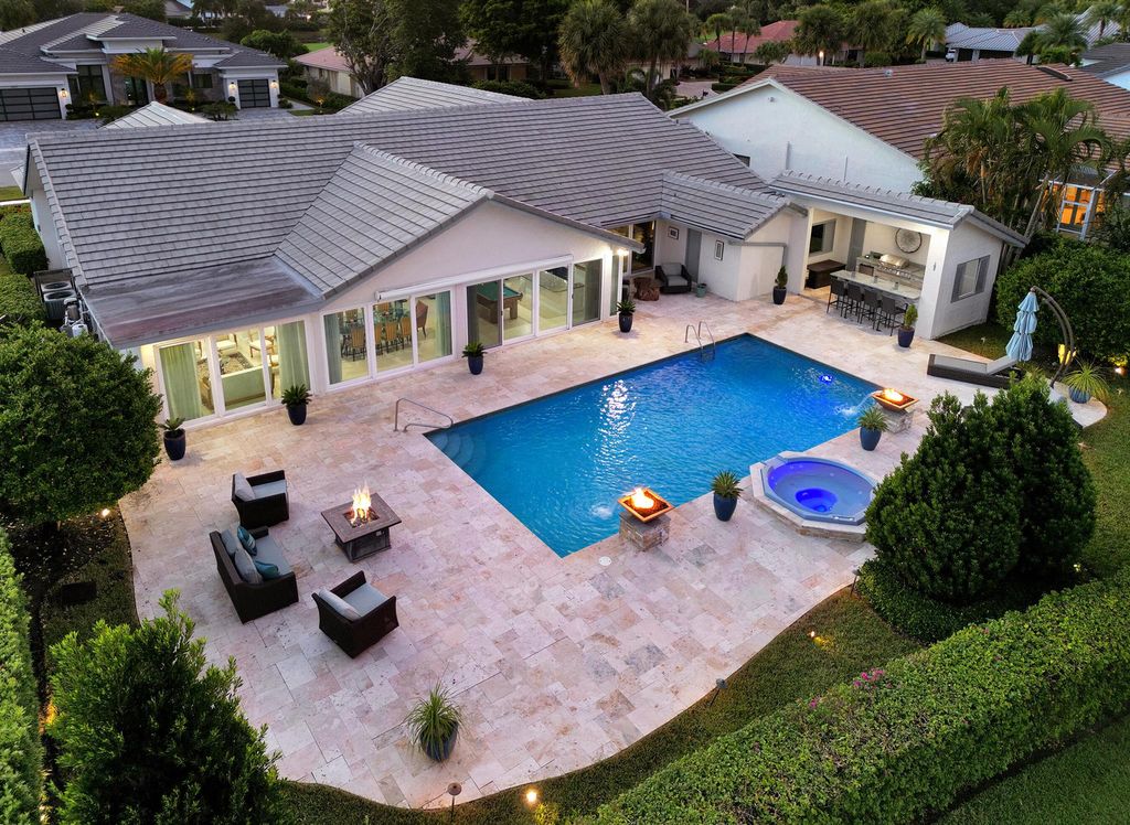 Photo of 16606 Ironwood Drive, Delray Beach, FL 33445 (MLS # R10935382)