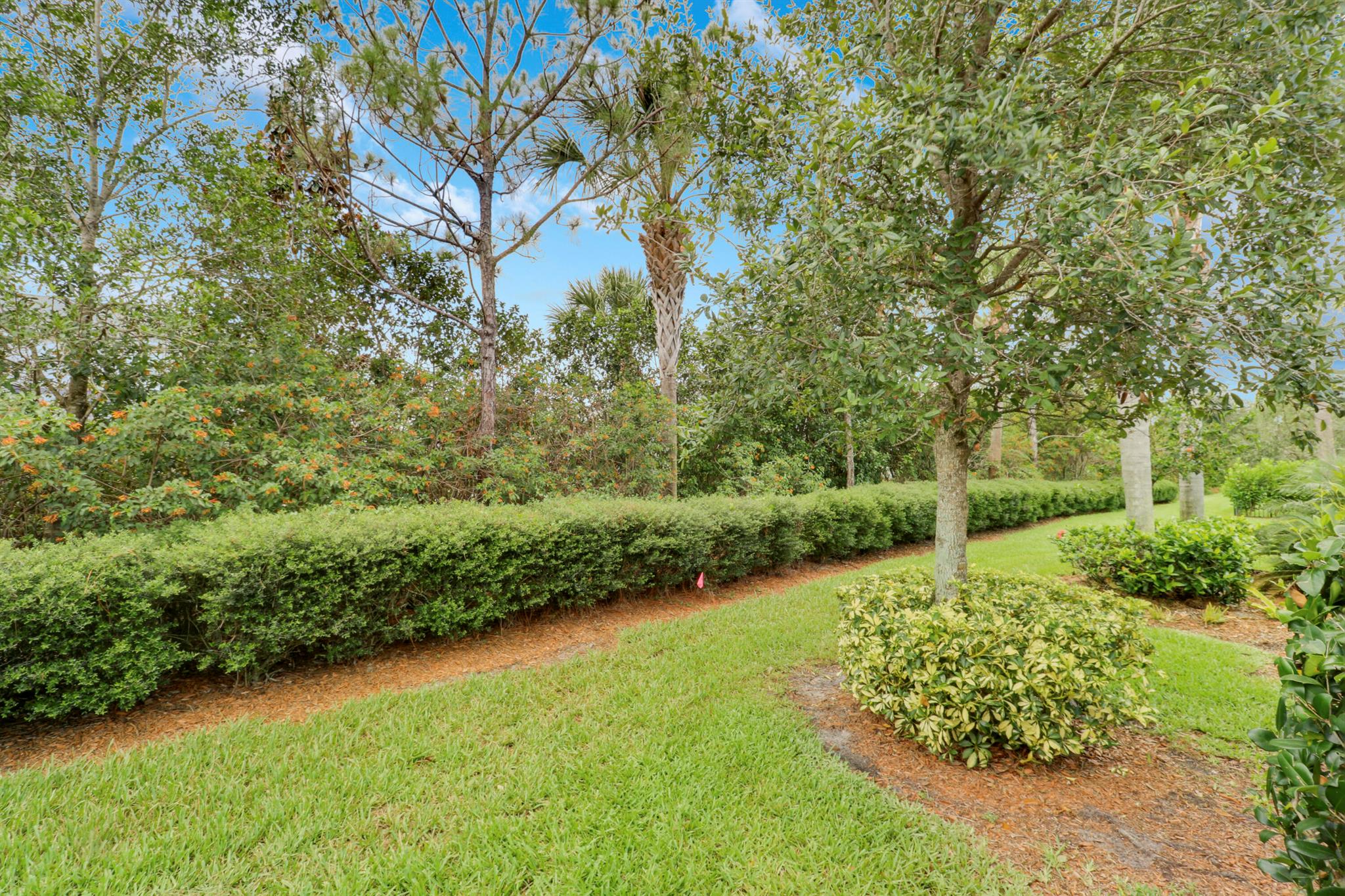 VERANDA GARDENS - Residential