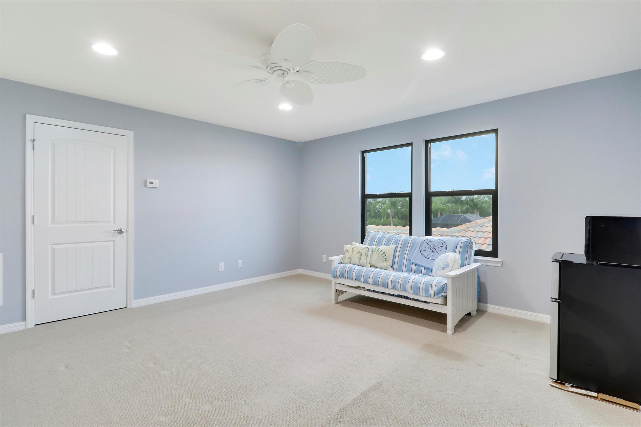 VERANDA GARDENS - Residential