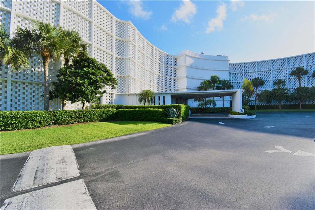 Regency of Palm Beach - Residential