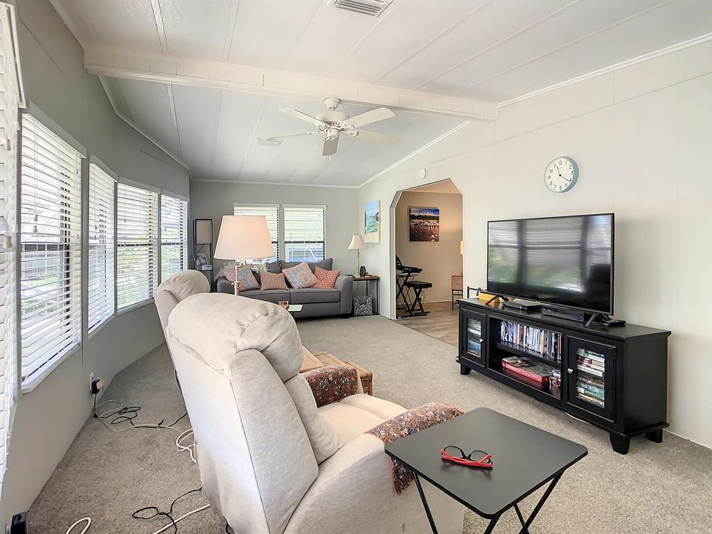 HERITAGE RIDGE SOUTH SECTION THREE - Residential