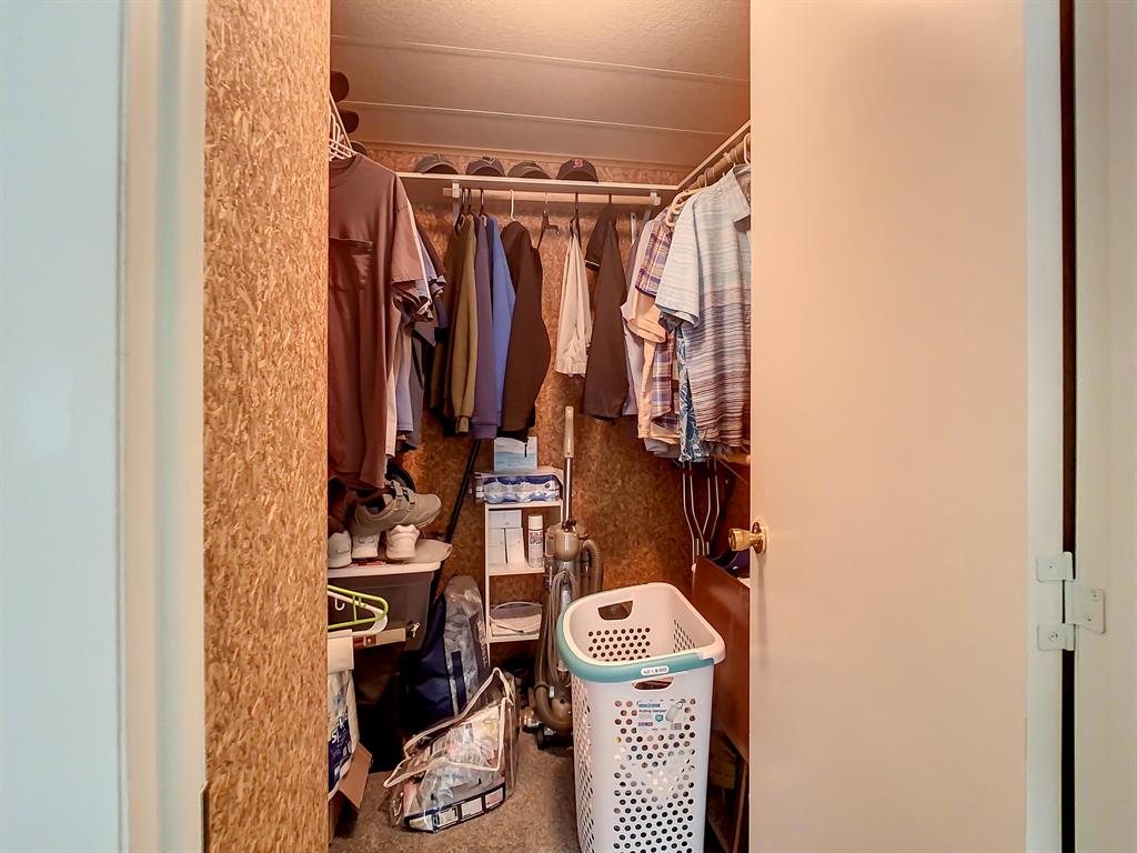 HERITAGE RIDGE SOUTH SECTION THREE - Residential