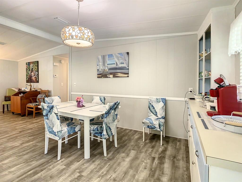 HERITAGE RIDGE SOUTH SECTION THREE - Residential