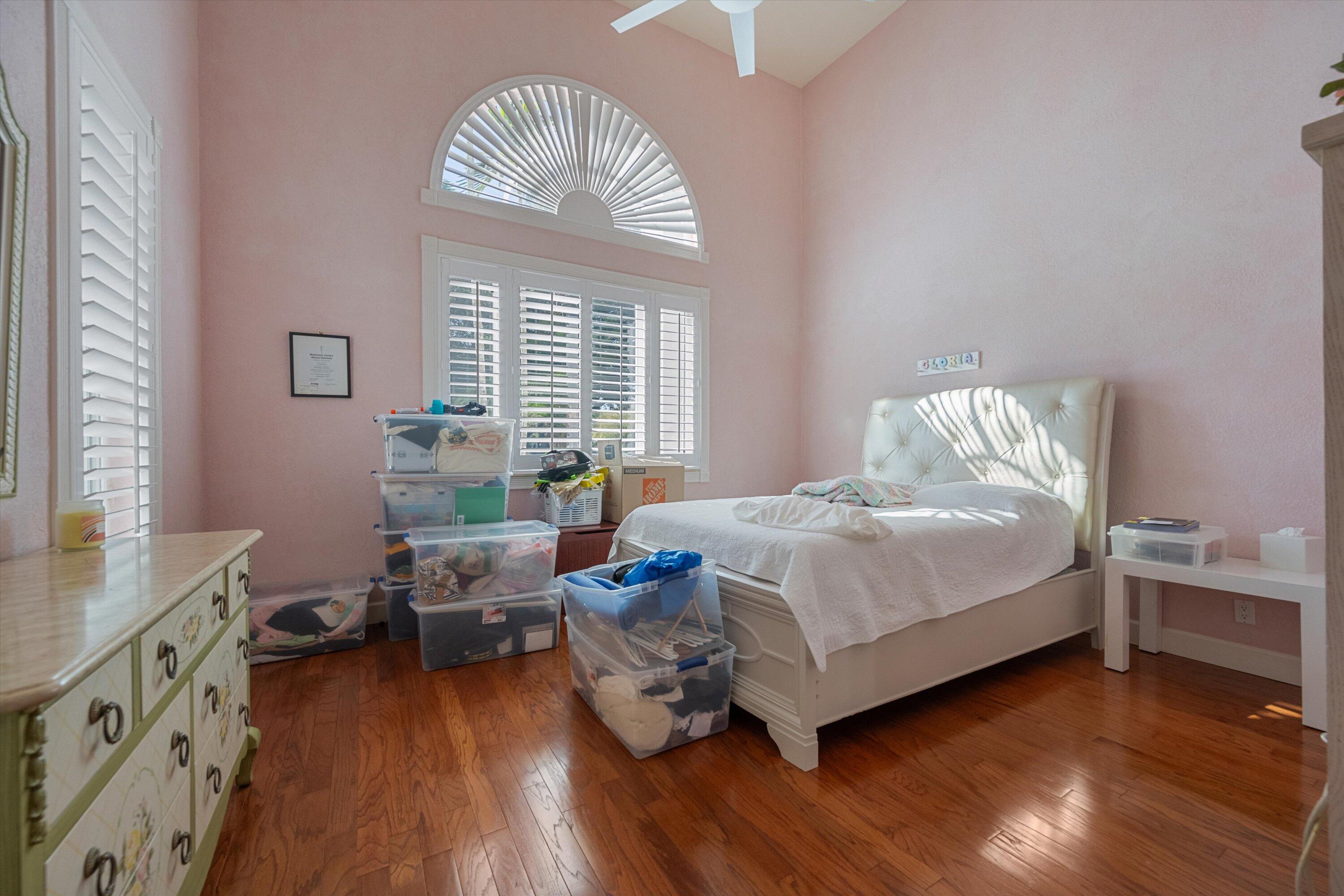 SOUTHFIELDS WELLINGTON COUNTRY - Residential