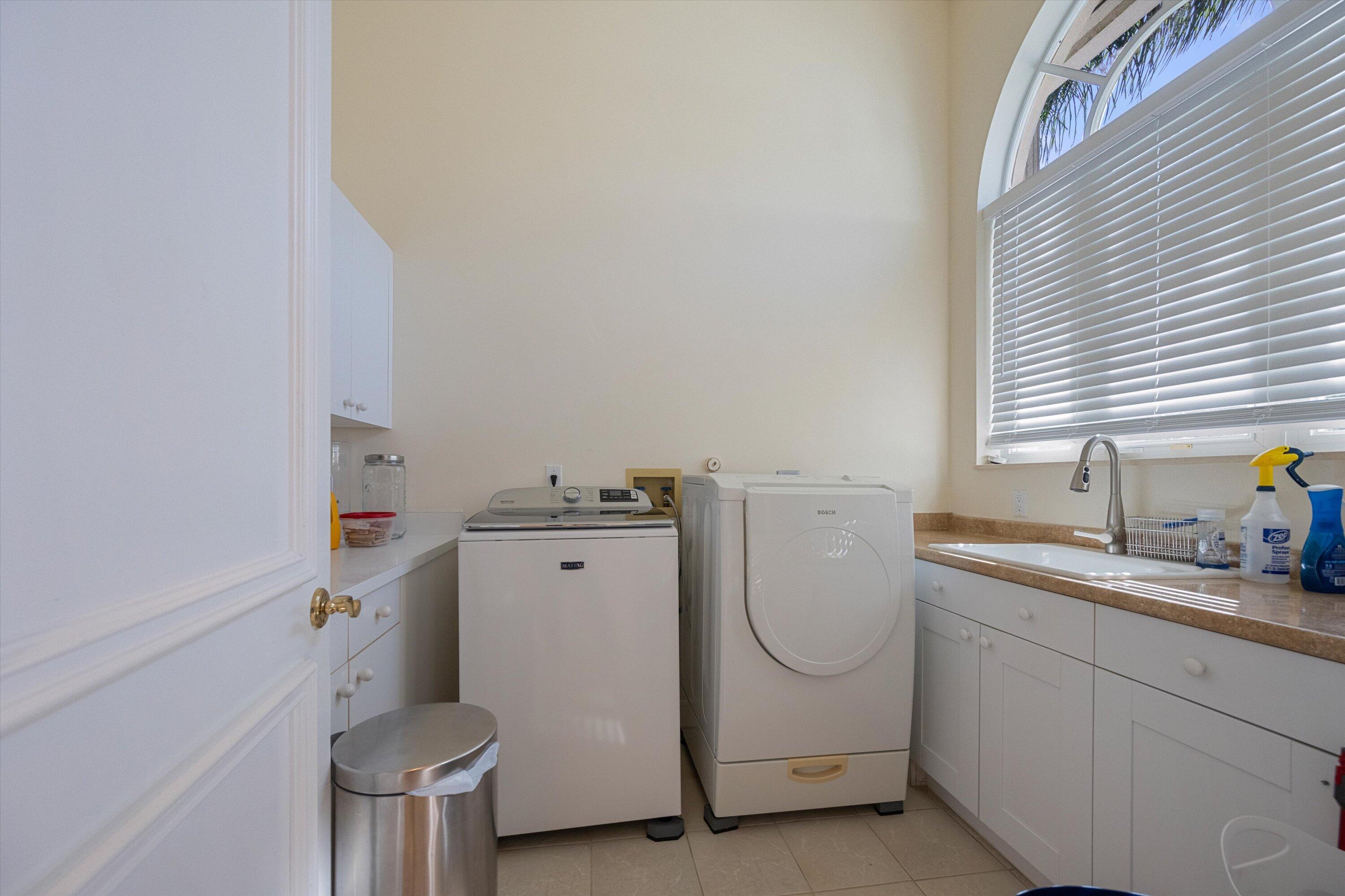 SOUTHFIELDS WELLINGTON COUNTRY - Residential