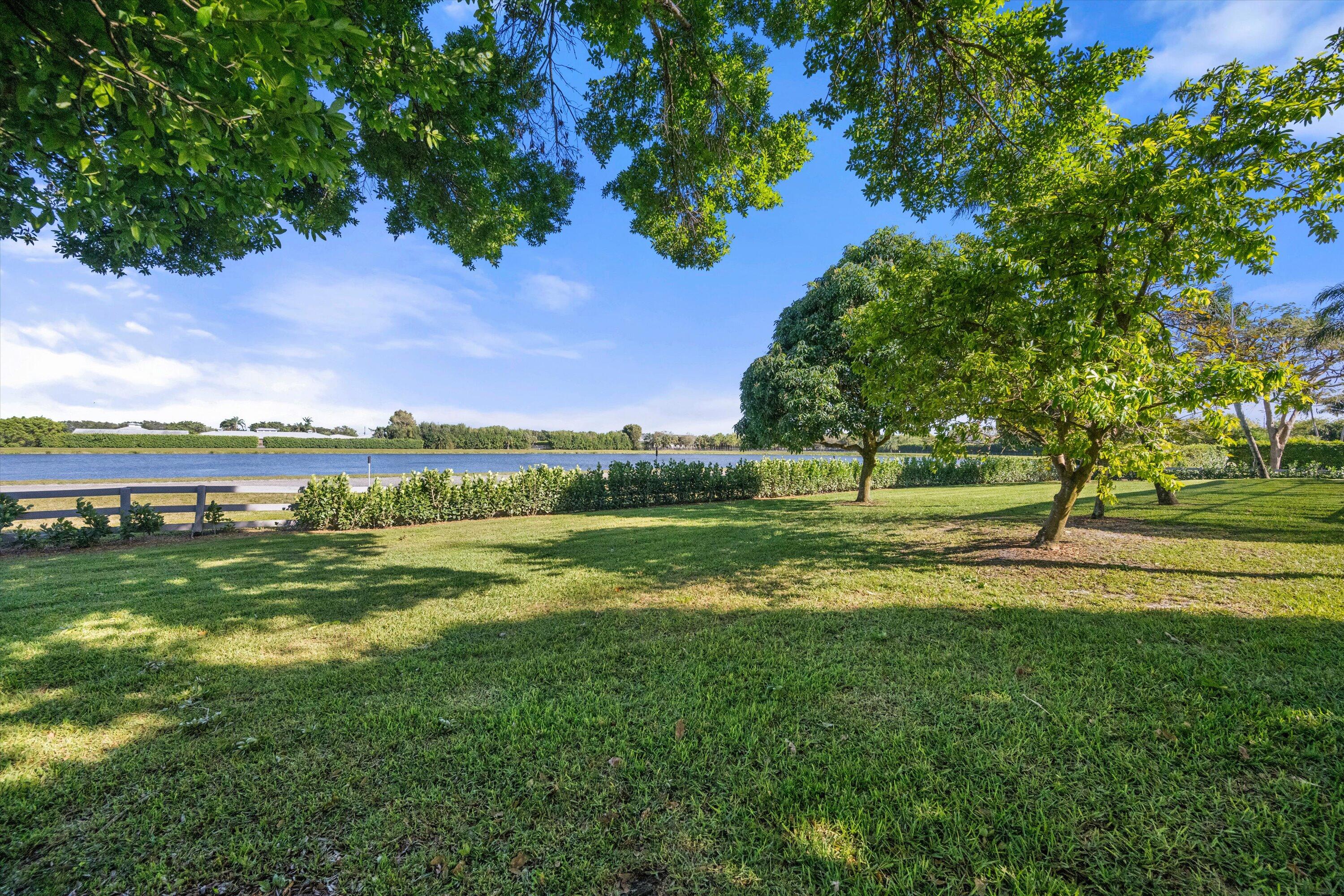 SOUTHFIELDS WELLINGTON COUNTRY - Residential