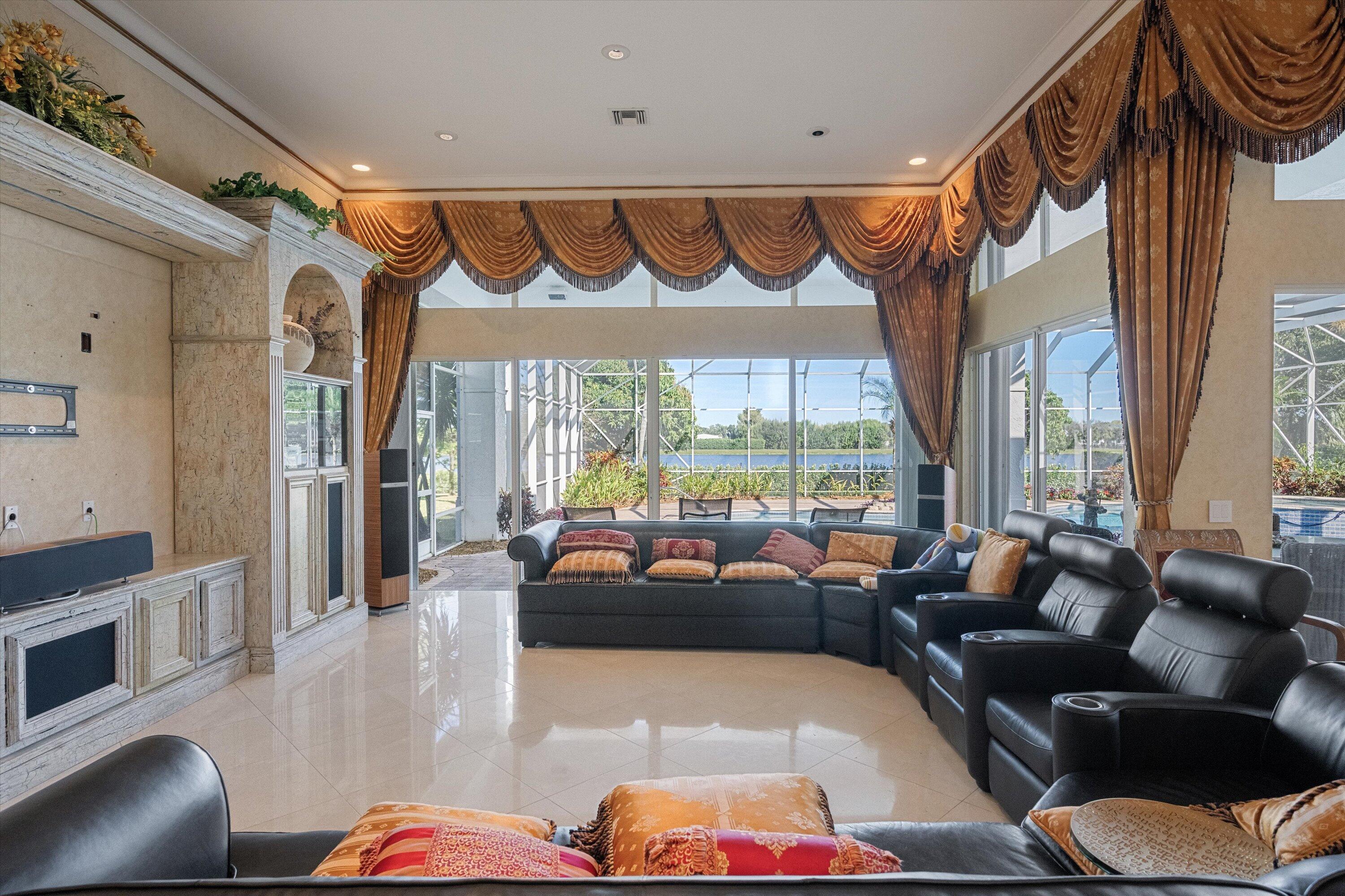 SOUTHFIELDS WELLINGTON COUNTRY - Residential