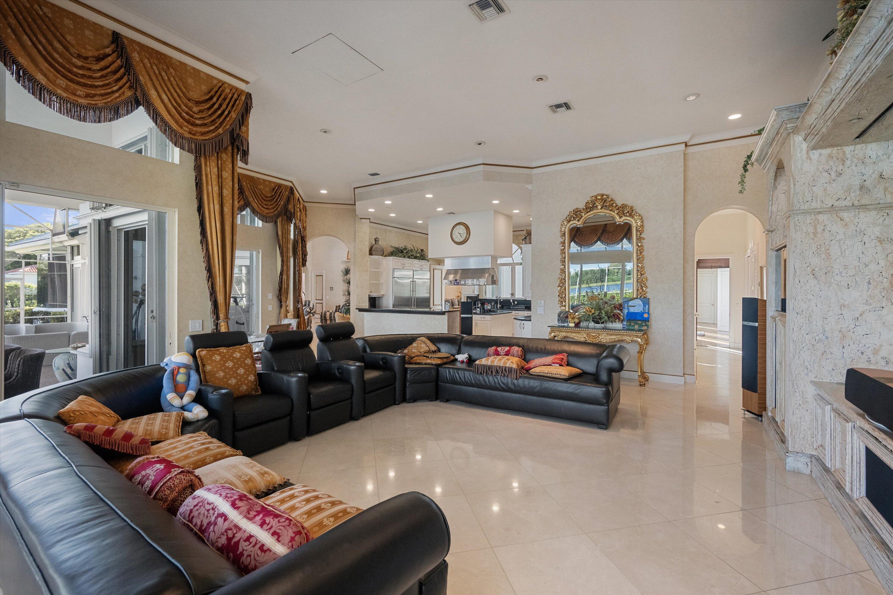 SOUTHFIELDS WELLINGTON COUNTRY - Residential