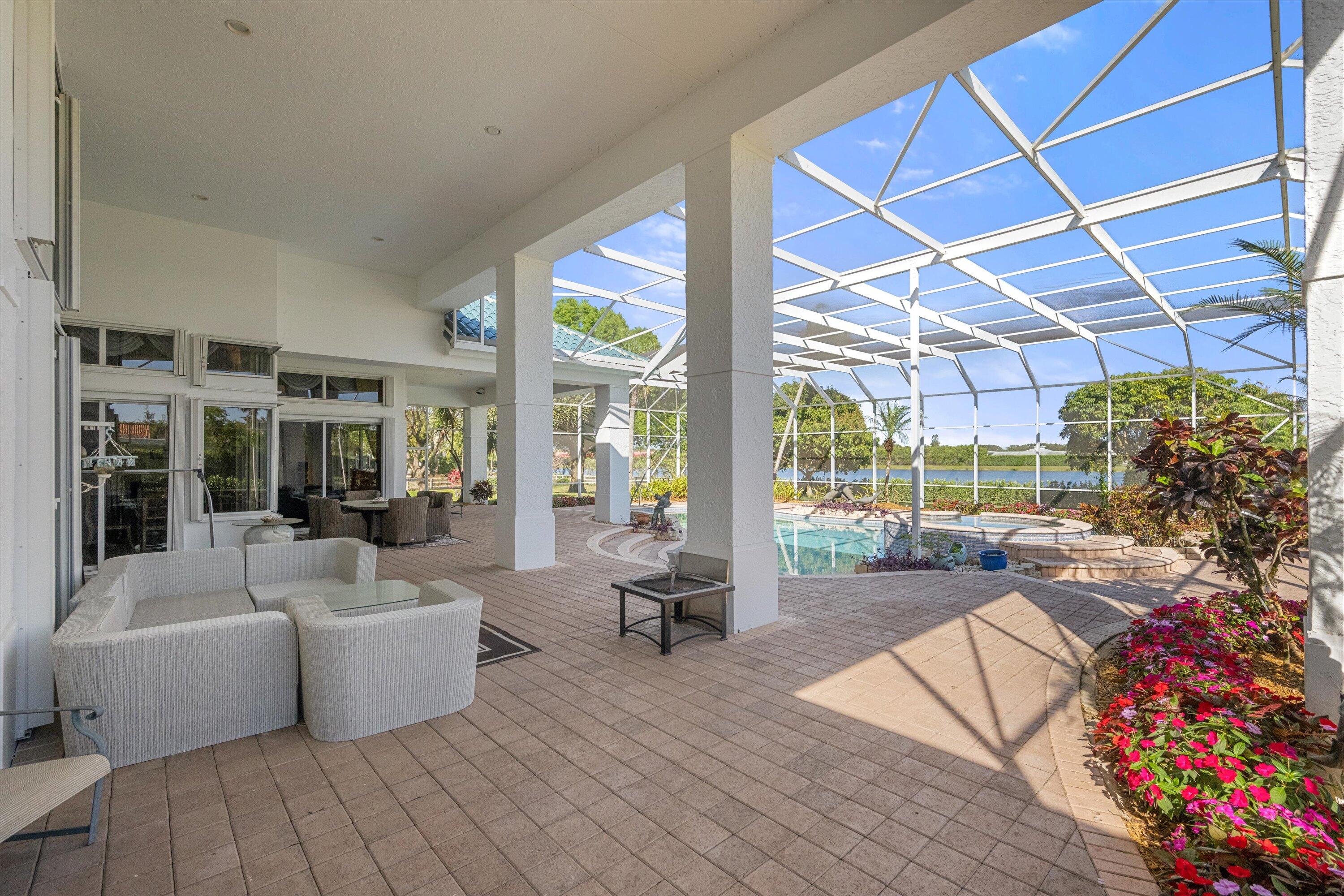 SOUTHFIELDS WELLINGTON COUNTRY - Residential