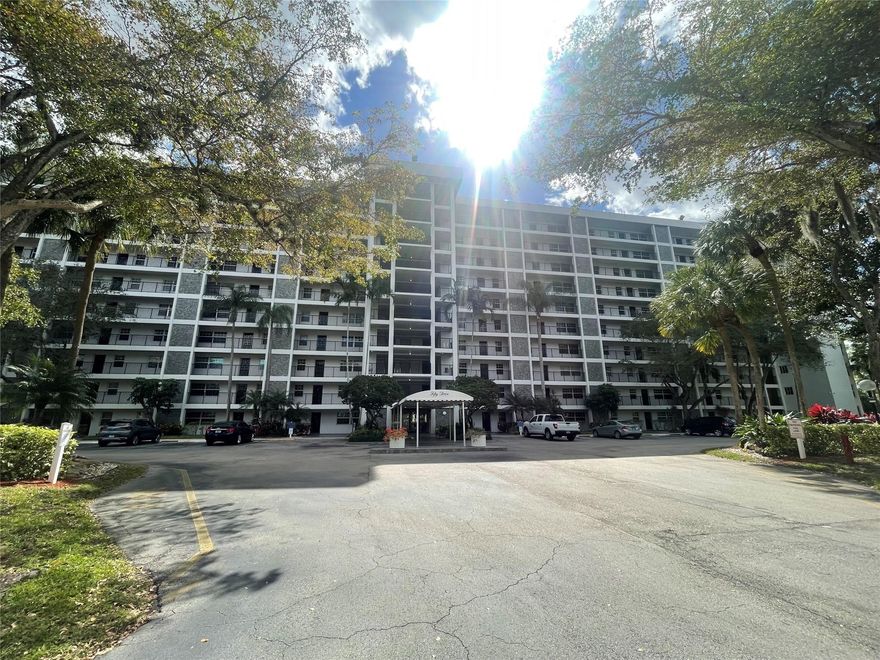 Desirable updated 2-bedroom, 2-bathroom apartment with a beautiful view from the balcony is available for purchase. The apartment has new air conditioning installed in 2022, as well as a new refrigerator and microwave. Currently, the internet is provided by Comcast, but it will switch to Hotwire in April.The apartment complex offers amenities such as a pool, basketball court, tennis court, and more, which your family and guests can enjoy. There is one designated parking space for the owner plus plenty of Guest parkings. Additionally, there is a separate storage space outside the apartment, approximately the size of a bathroom.Don't miss the opportunity to own this unit, as it will sell fast!