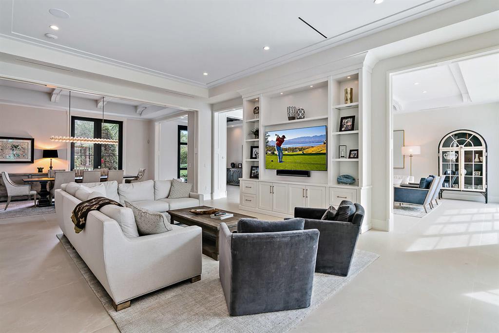 Admirals Cove - Residential