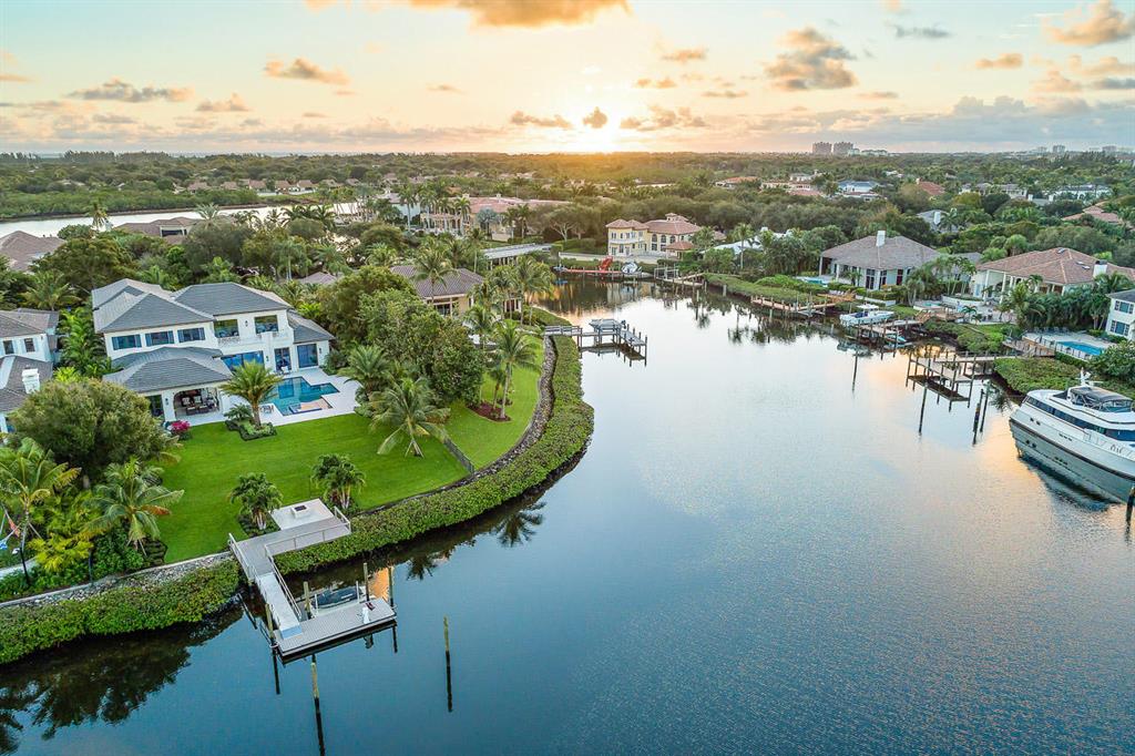 Admirals Cove - Residential