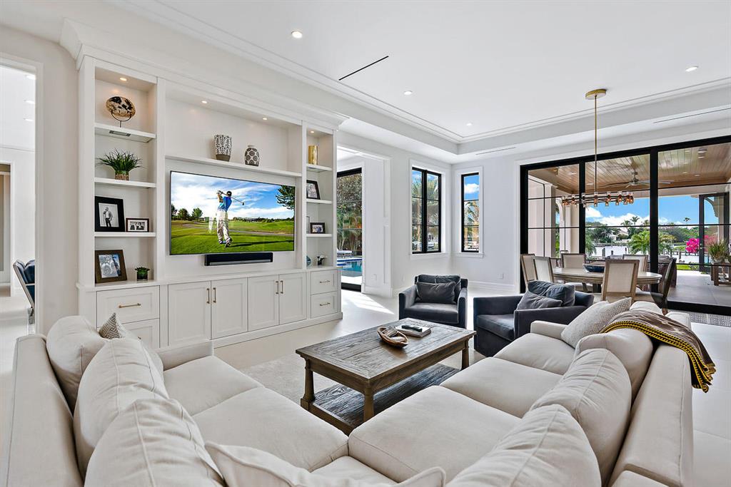 Admirals Cove - Residential