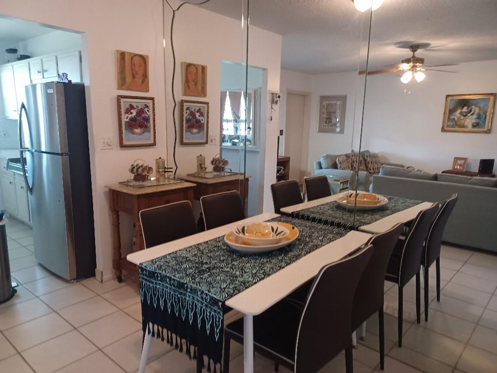 BEVERLY HILLS CONDO NUMBE - Residential