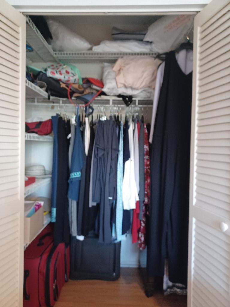 BEVERLY HILLS CONDO NUMBE - Residential