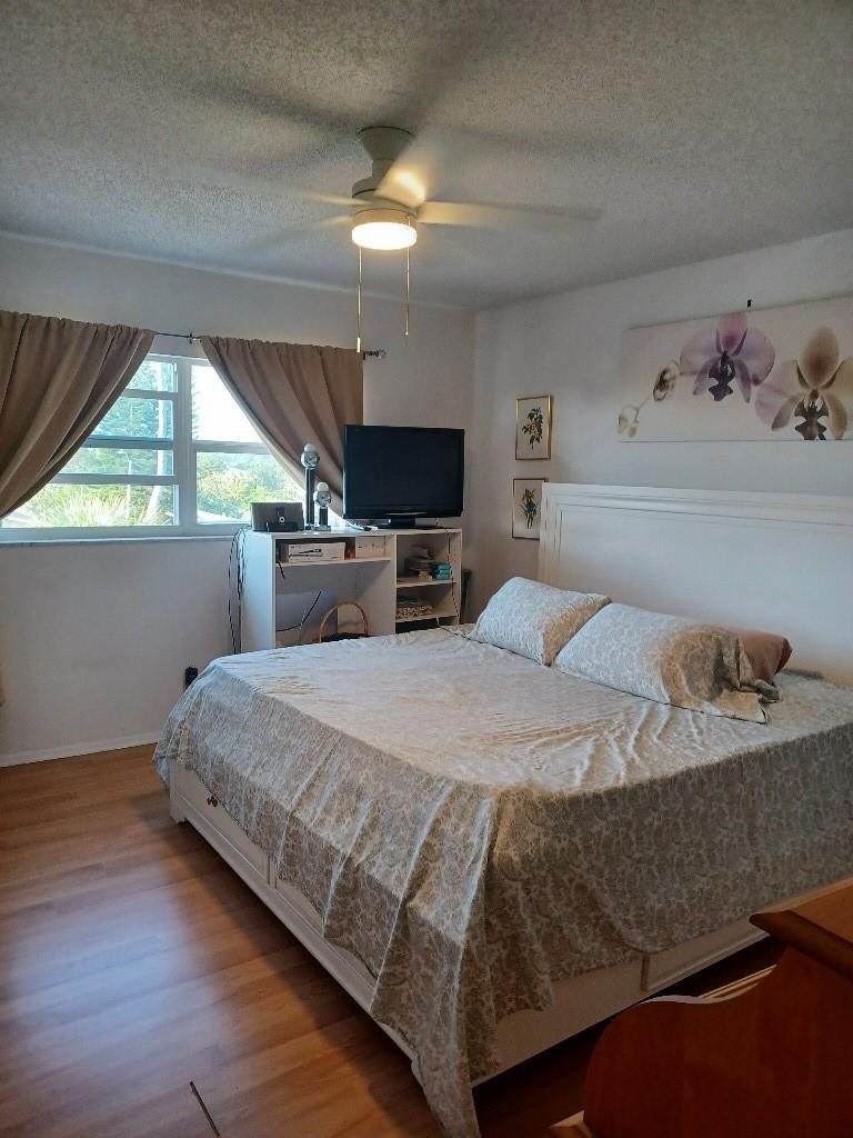 BEVERLY HILLS CONDO NUMBE - Residential