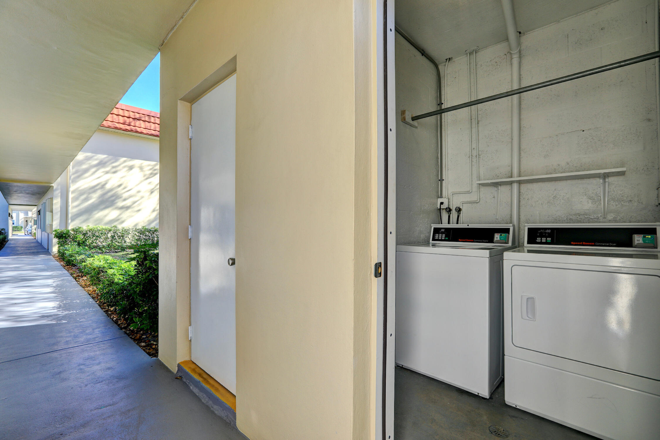 VISTA ROYALE PHASE IV BLDGS 83-111 - Residential