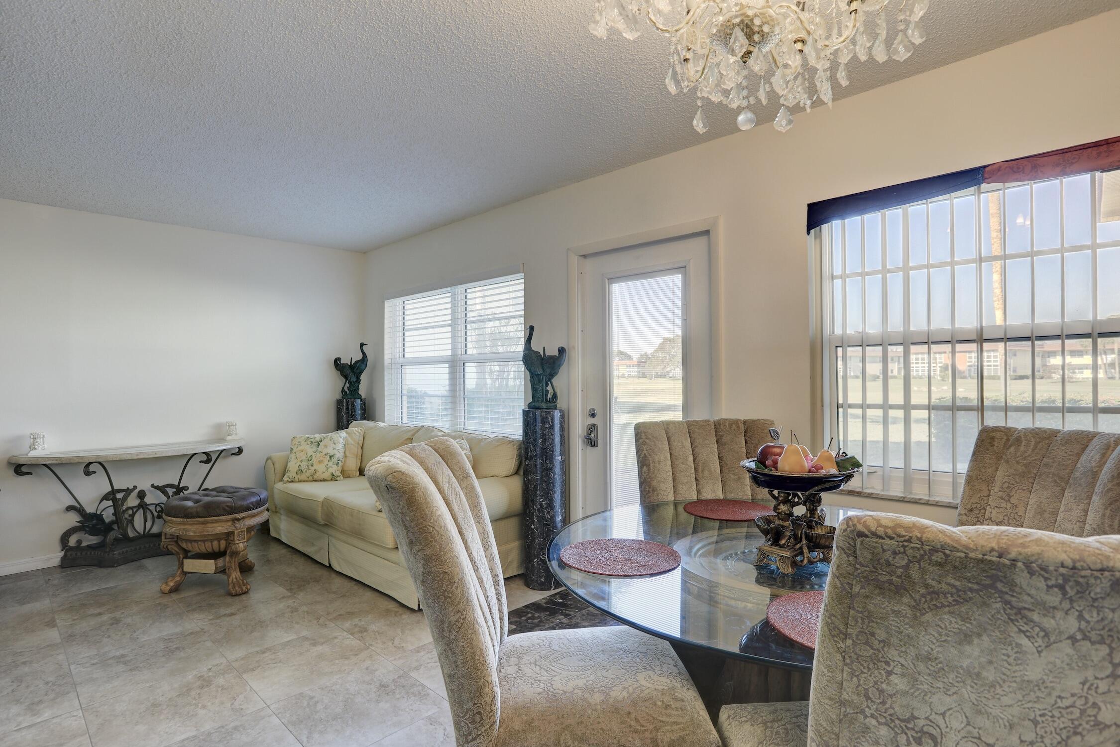 VISTA ROYALE PHASE IV BLDGS 83-111 - Residential