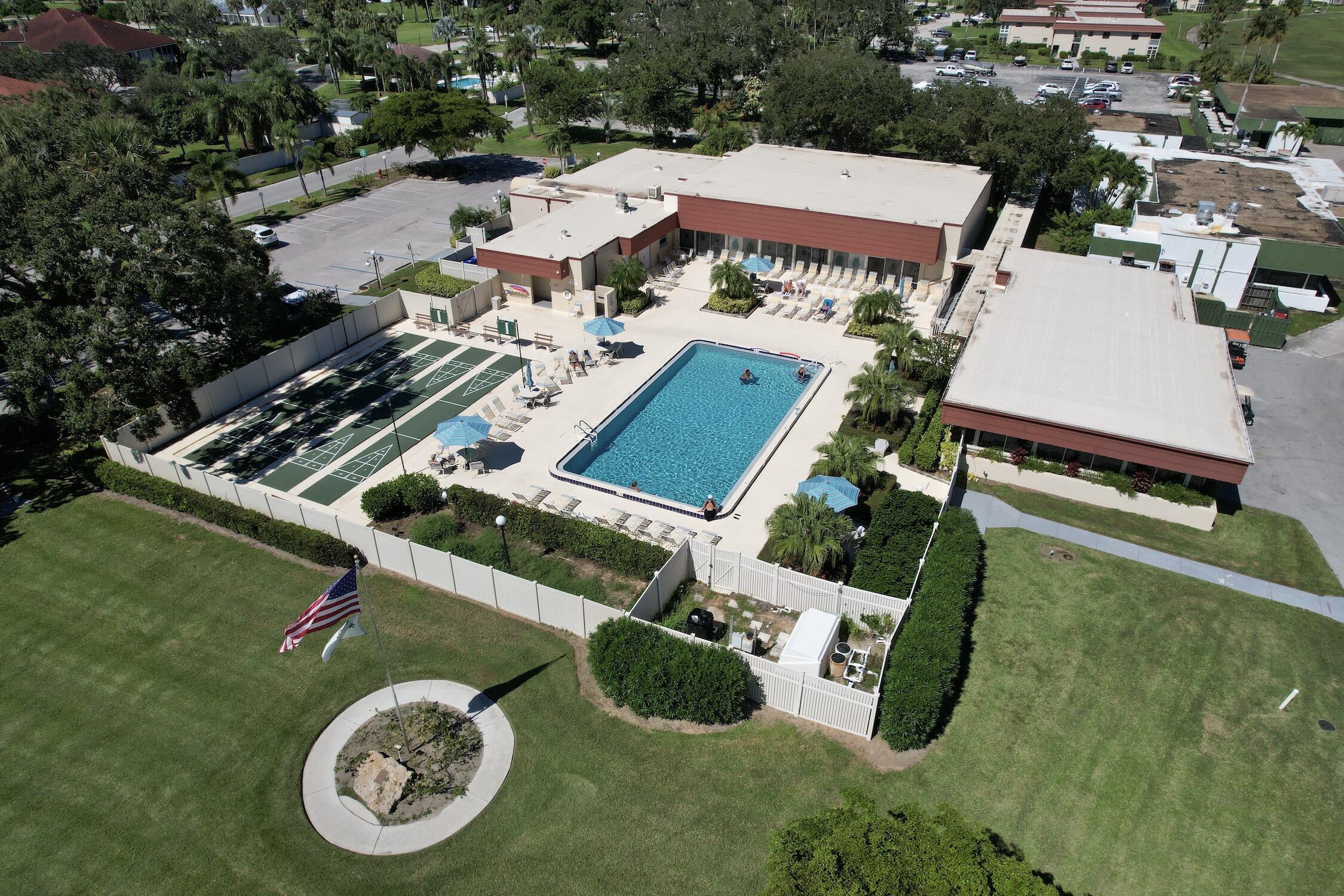 VISTA ROYALE PHASE IV BLDGS 83-111 - Residential