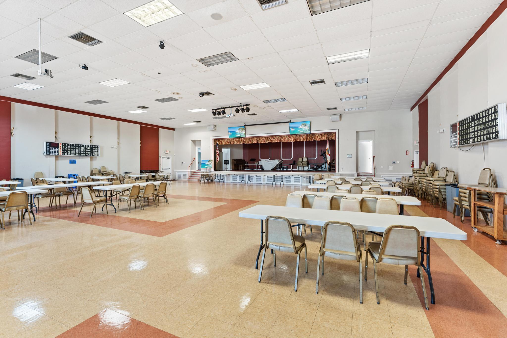 LAKE CLARKE GARDENS CONDO - Residential