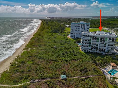 A home in Hutchinson Island