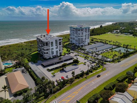 A home in Hutchinson Island