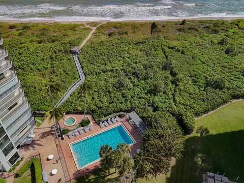 A home in Hutchinson Island