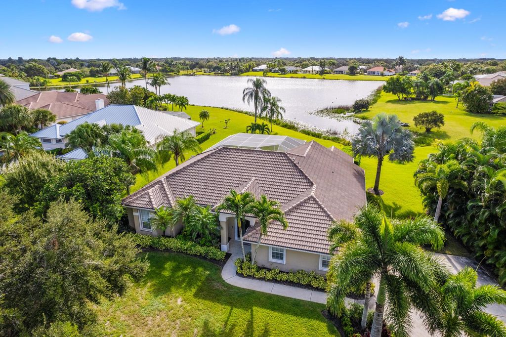 Photo of 4904 SW Lake Grove Circle, Palm City, FL 34990 (MLS # R10935084)
