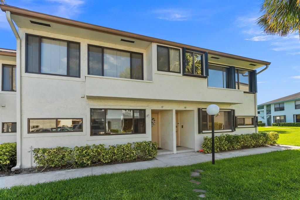 Photo of 950 S Kanner Highway #17, Stuart, FL 34994 (MLS # R10884279)