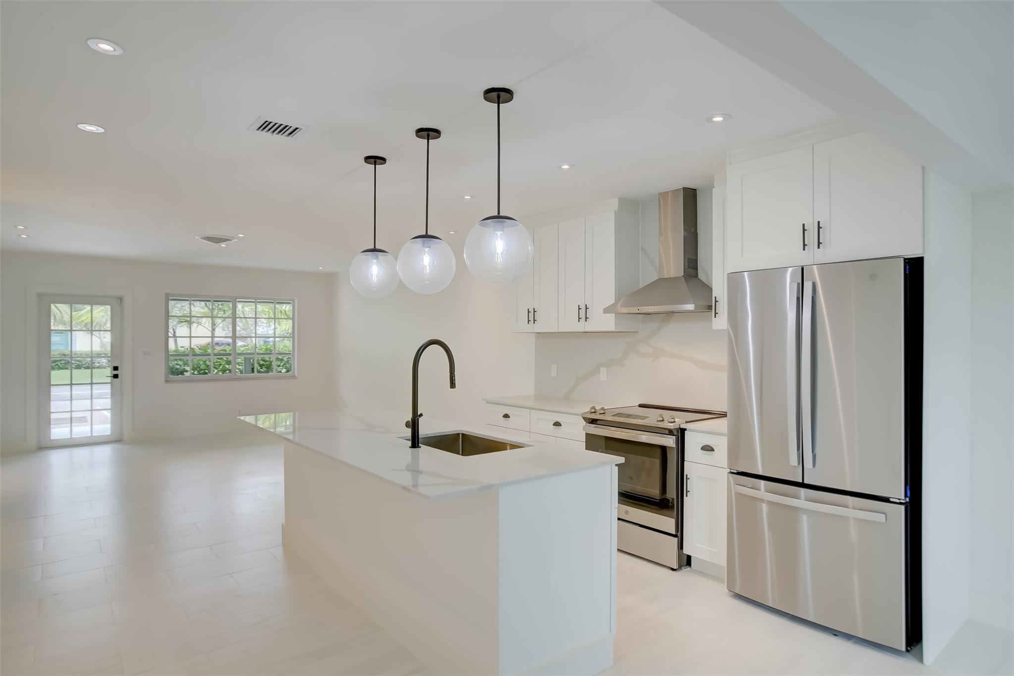 Beachway Estates 30-14 B - Residential Lease