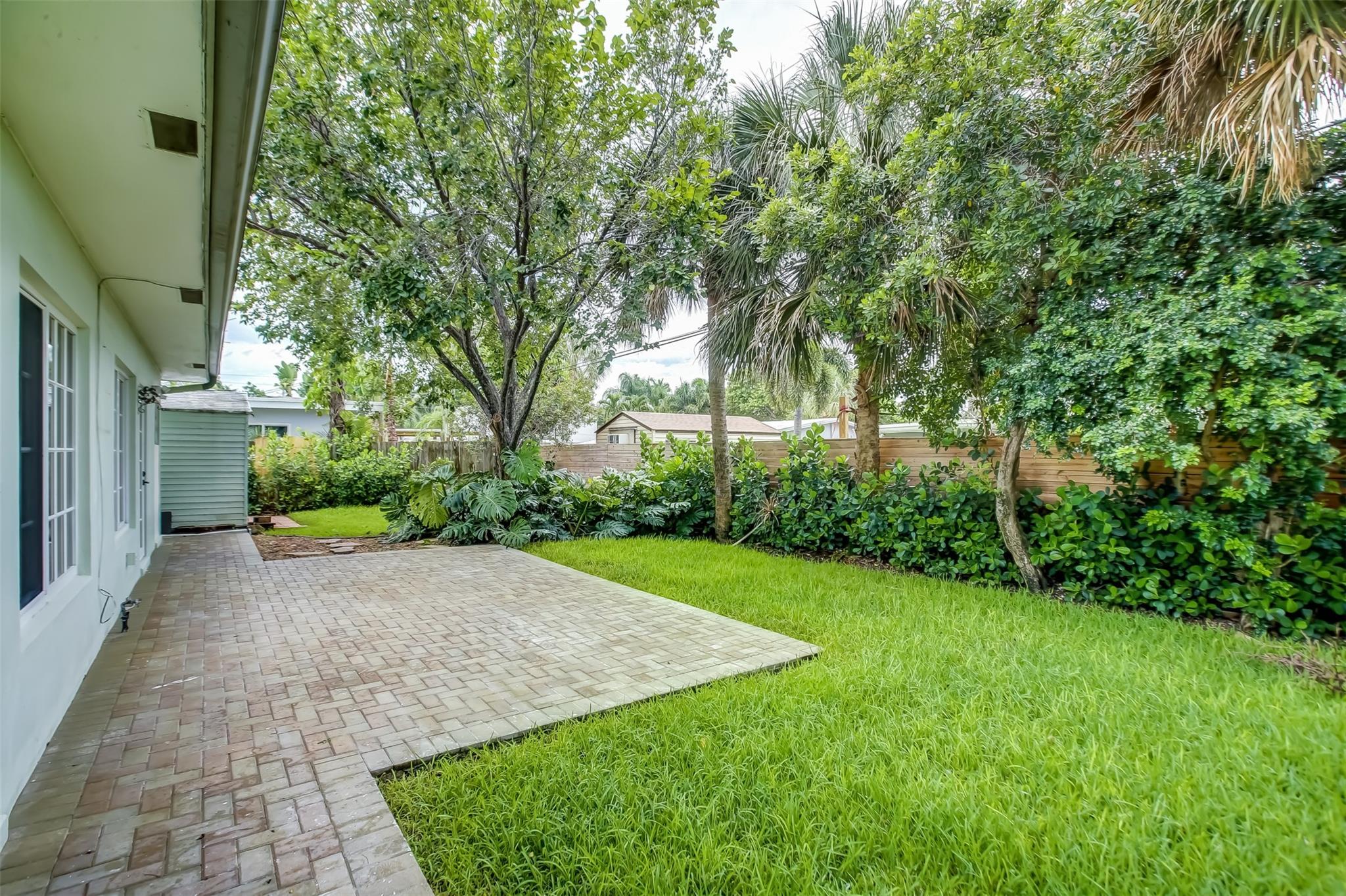 Beachway Estates 30-14 B - Residential Lease