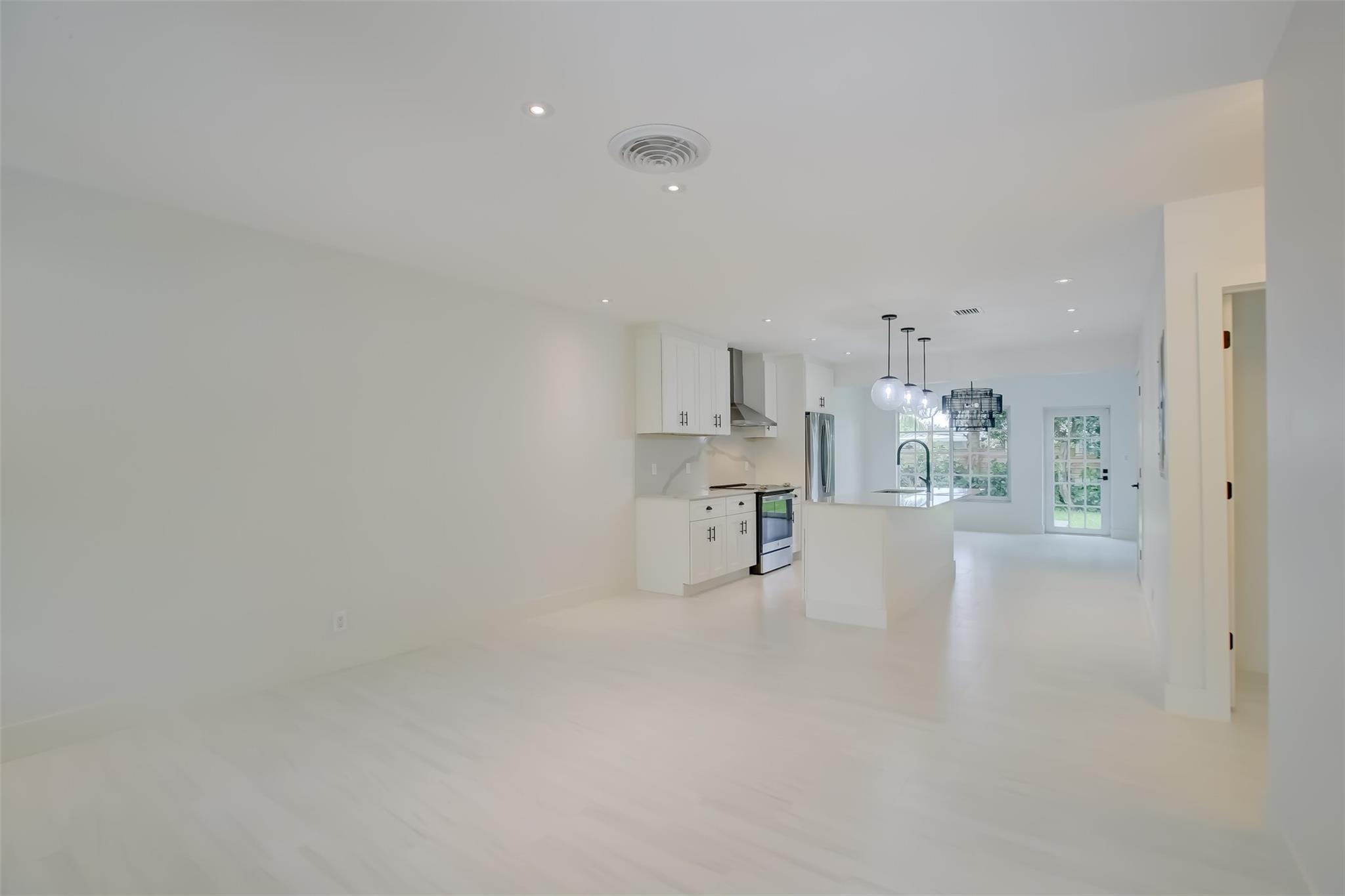 Beachway Estates 30-14 B - Residential Lease