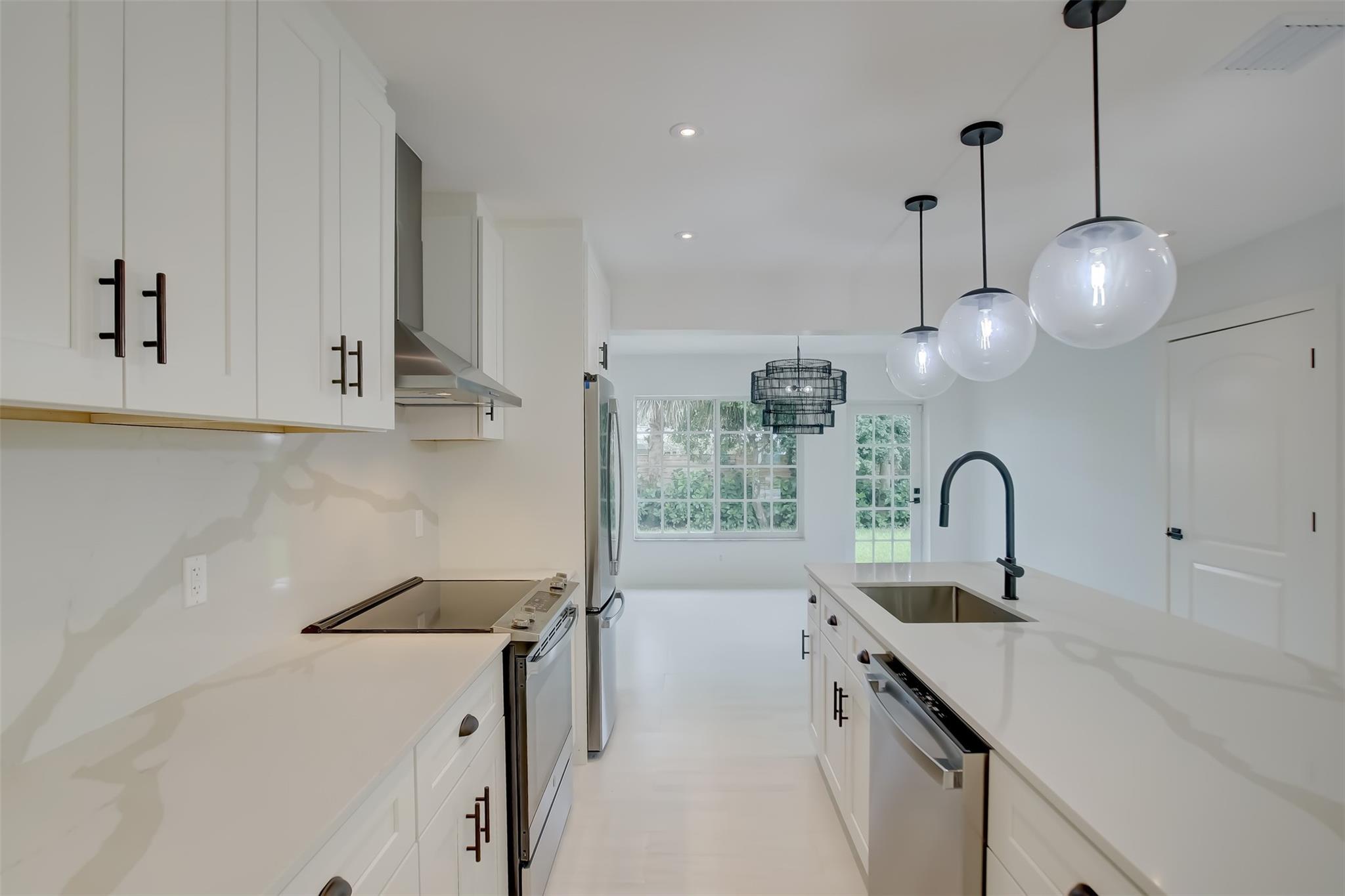 Beachway Estates 30-14 B - Residential Lease
