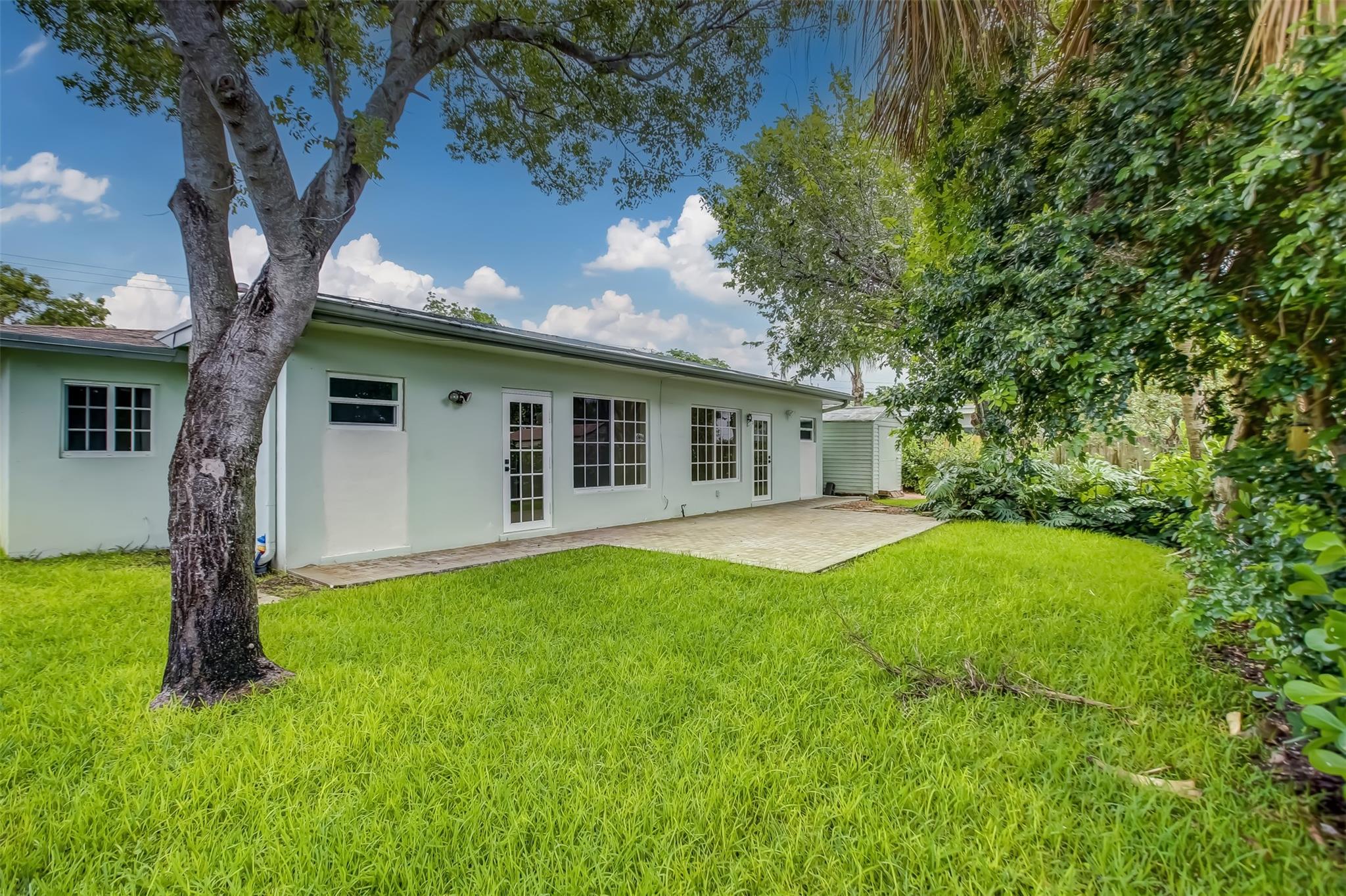 Beachway Estates 30-14 B - Residential Lease