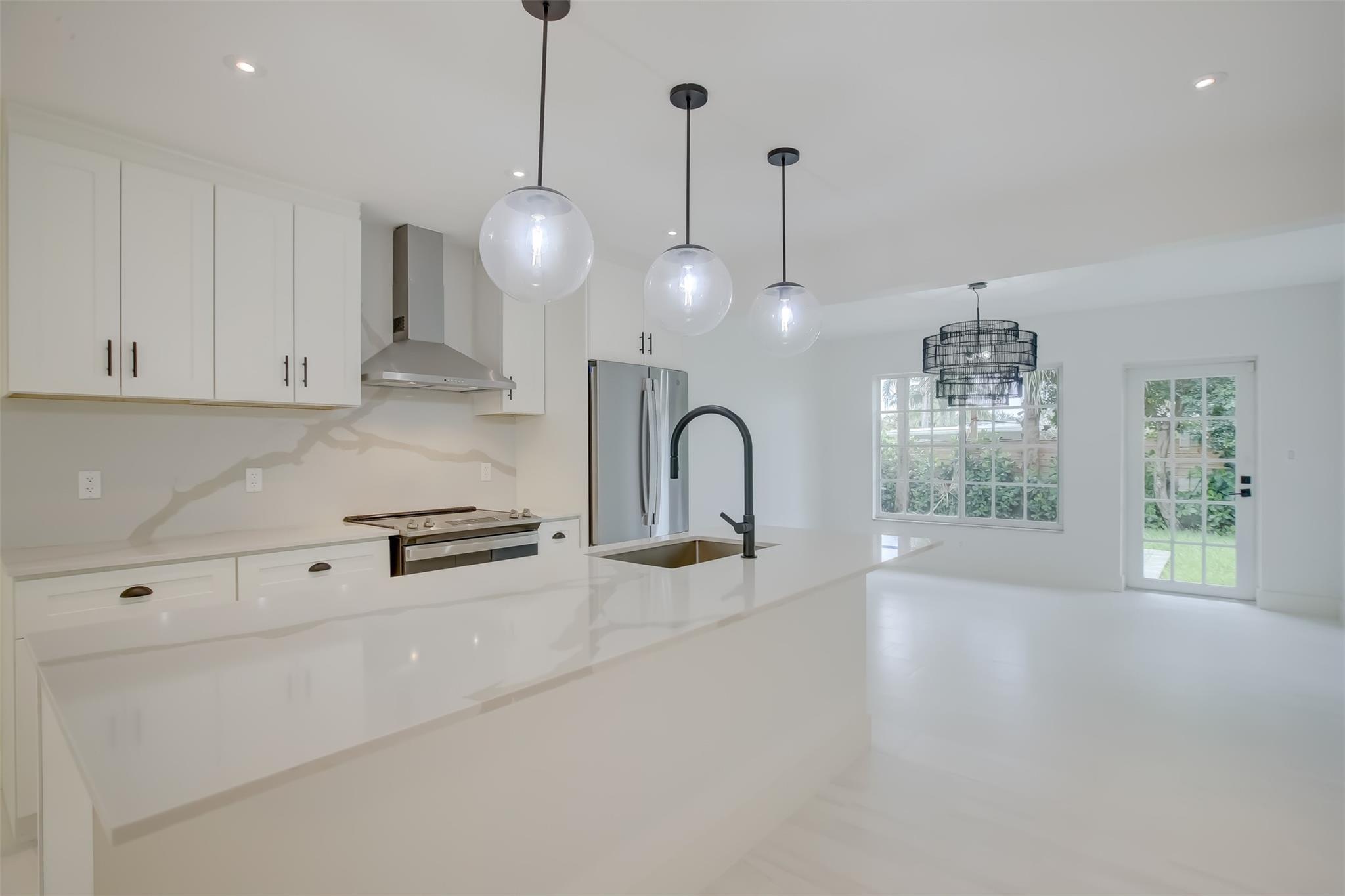 Beachway Estates 30-14 B - Residential Lease