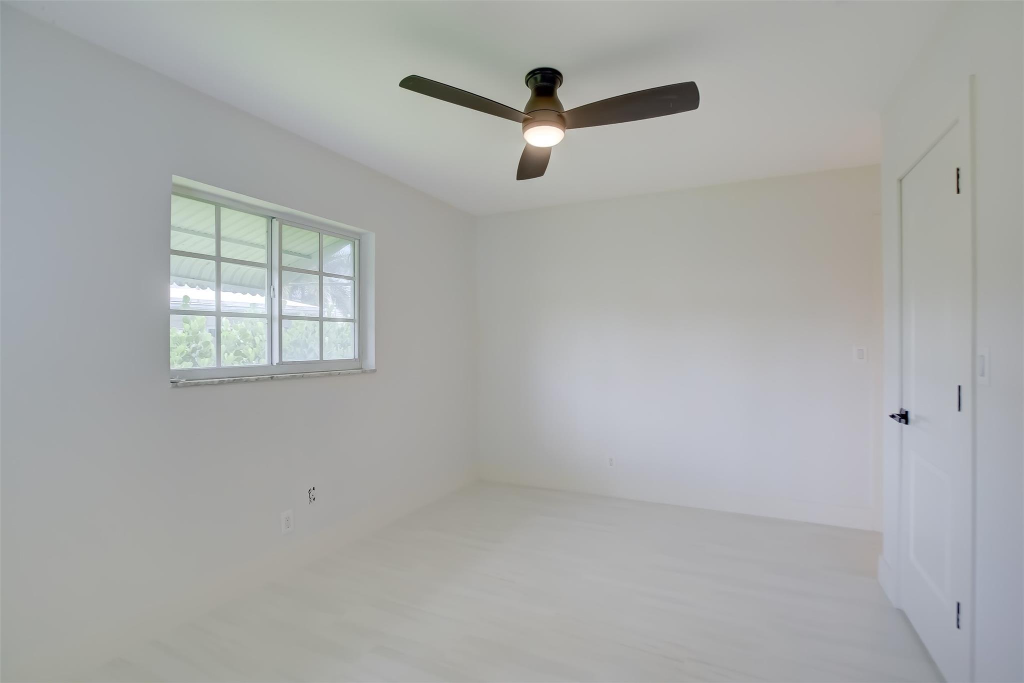 Beachway Estates 30-14 B - Residential Lease