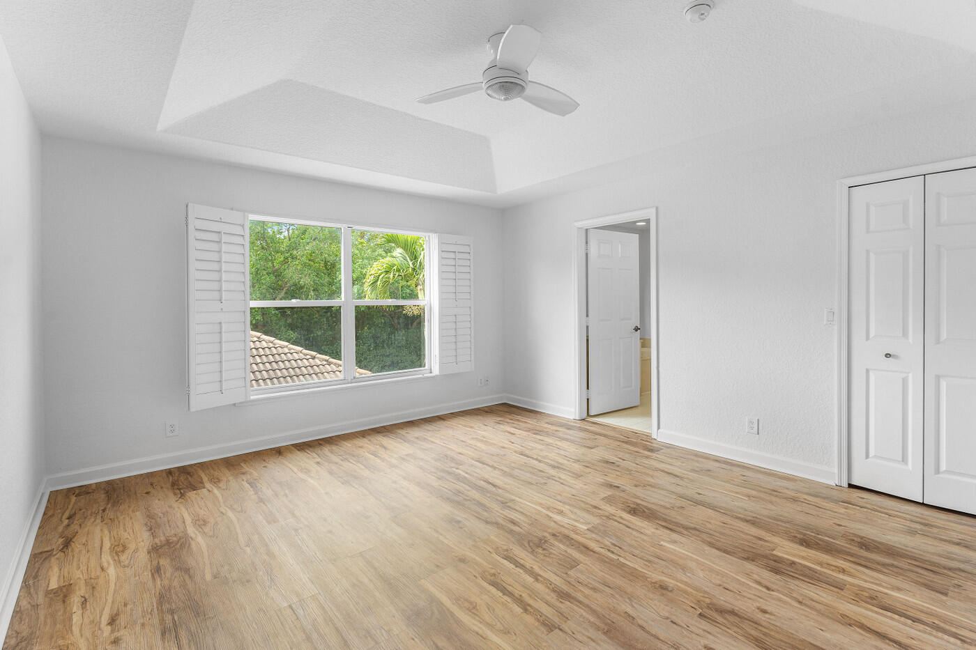 GABLES AT NORTHLAKE 1 - Residential