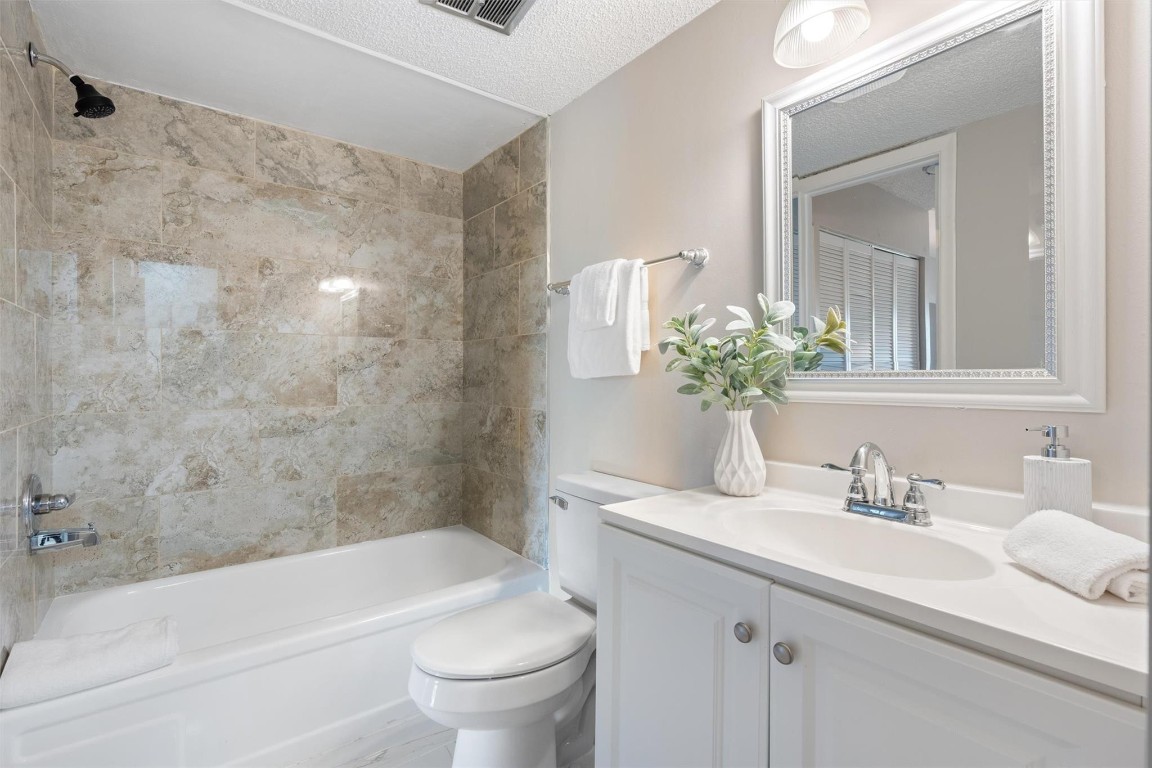 4013 N Ocean Drive 107