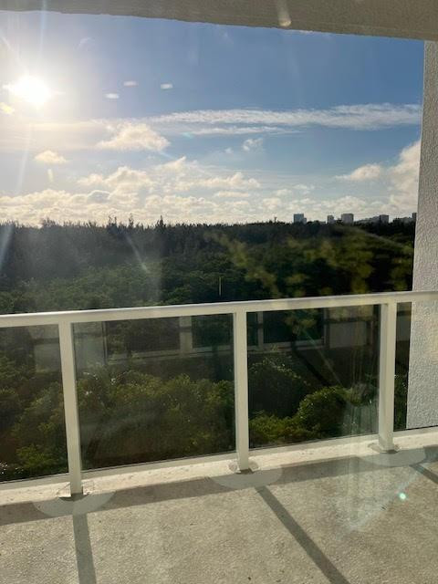 151 at Biscayne - Residential