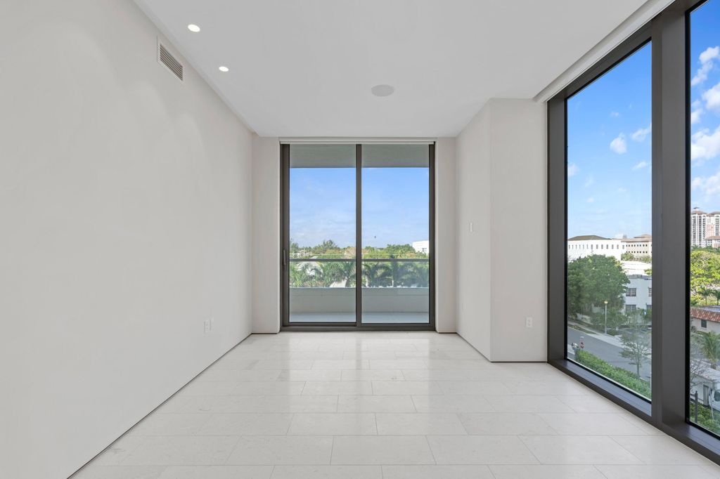 Photo of 200 Arkona Court #401, West Palm Beach, FL 33401 (MLS # B26017303)