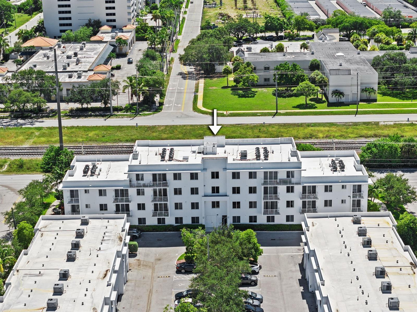 AVENTURA PLACE - Residential