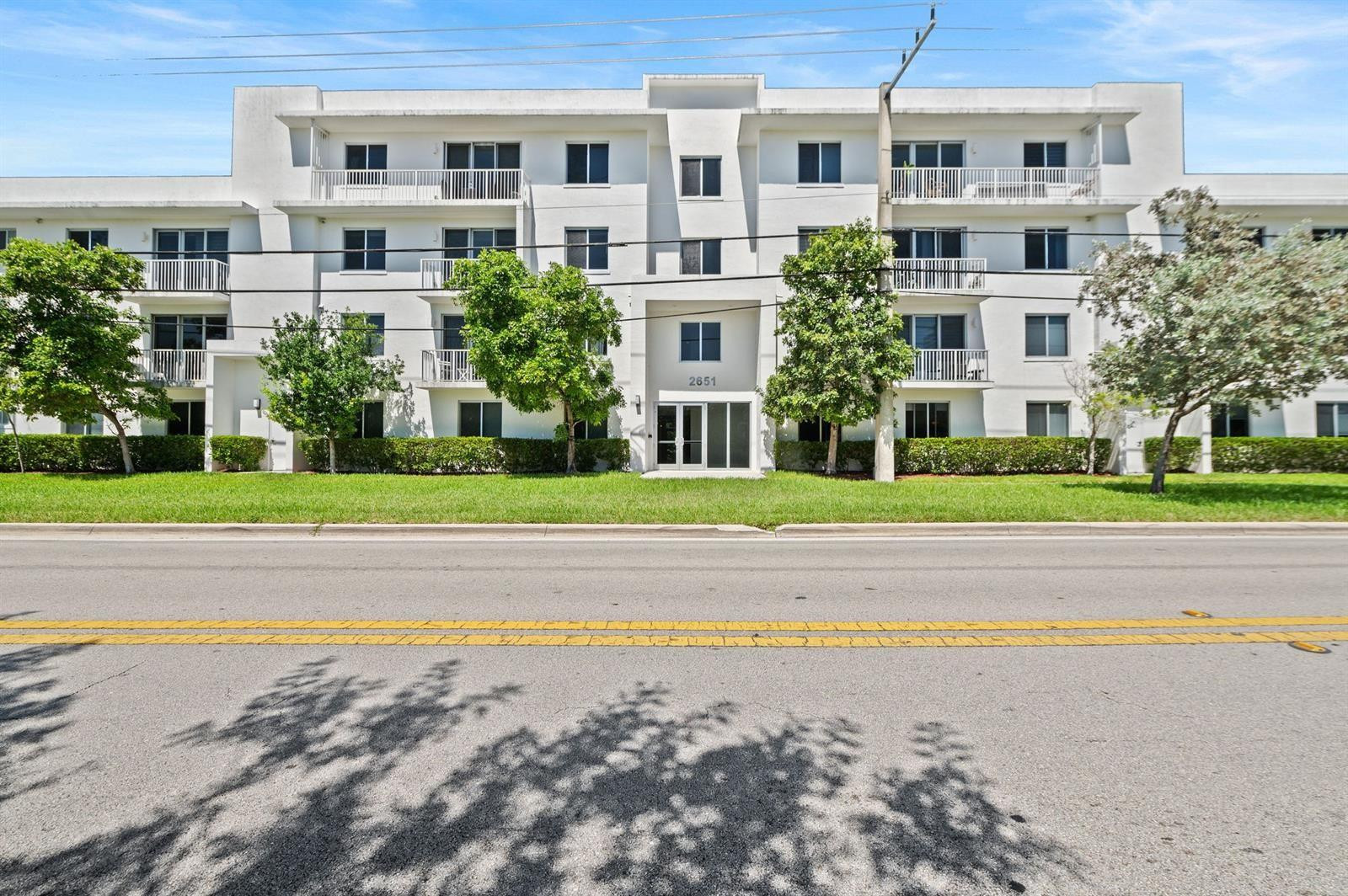 AVENTURA PLACE - Residential