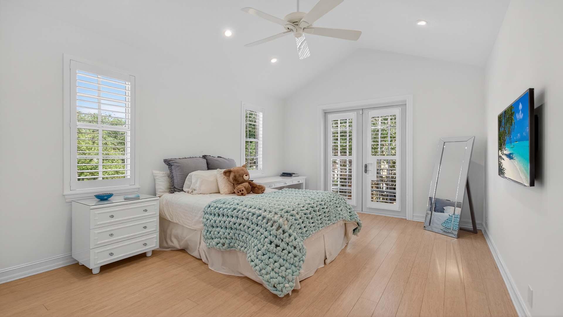 CORALINA VILLAGE PL - Residential Lease