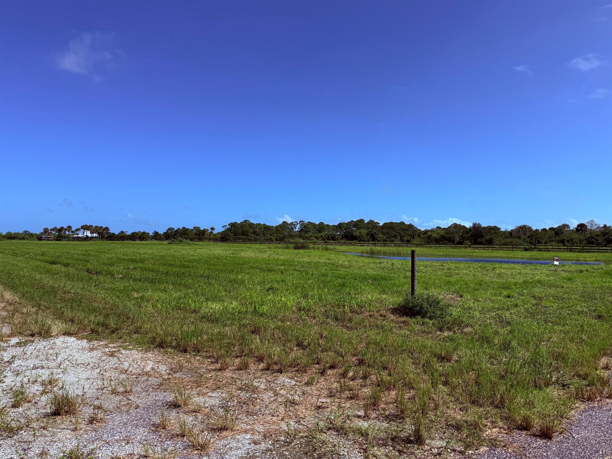 WINTER BEACH EQUESTRIAN E - Land